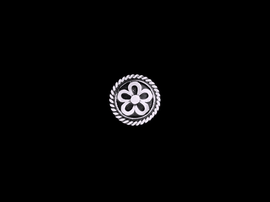 Concha Ornament C15