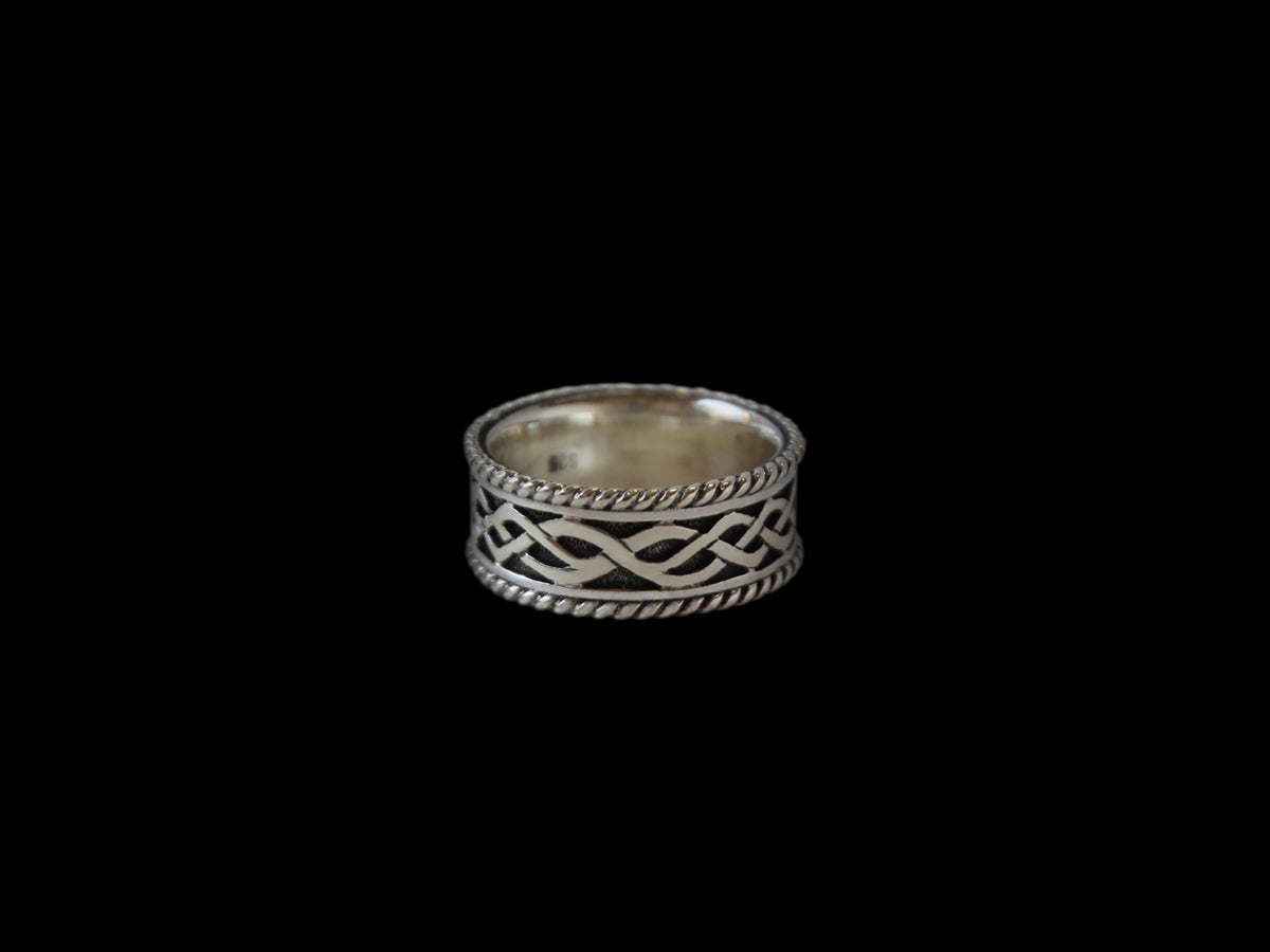Ring Ornament breit